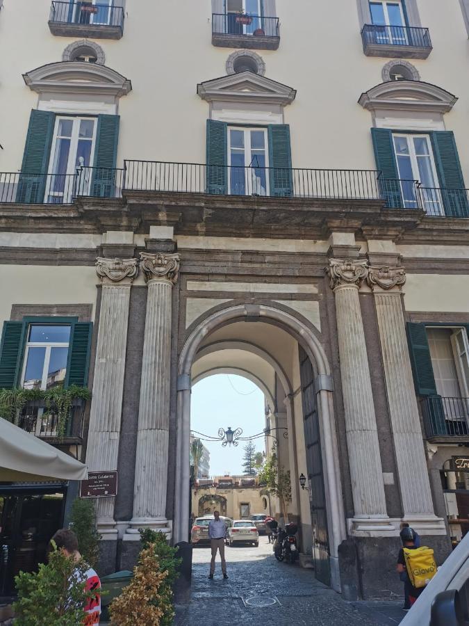 Napoli Centro Chiaia Lägenhet Exteriör bild