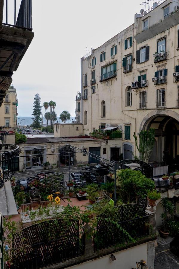 Napoli Centro Chiaia Lägenhet Exteriör bild